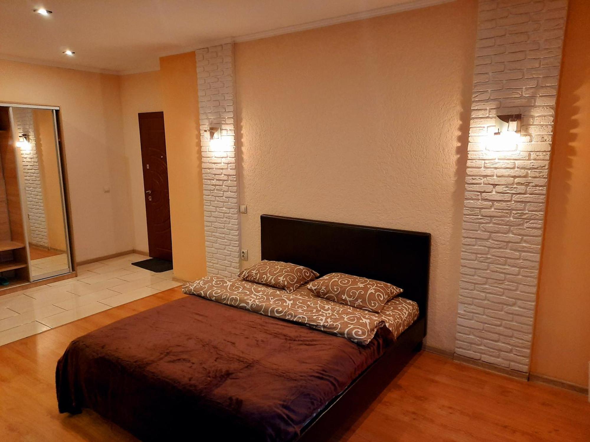 Залізнична 49 "Хочу Цю!" Apartment Ivano-Frankivsk Luaran gambar