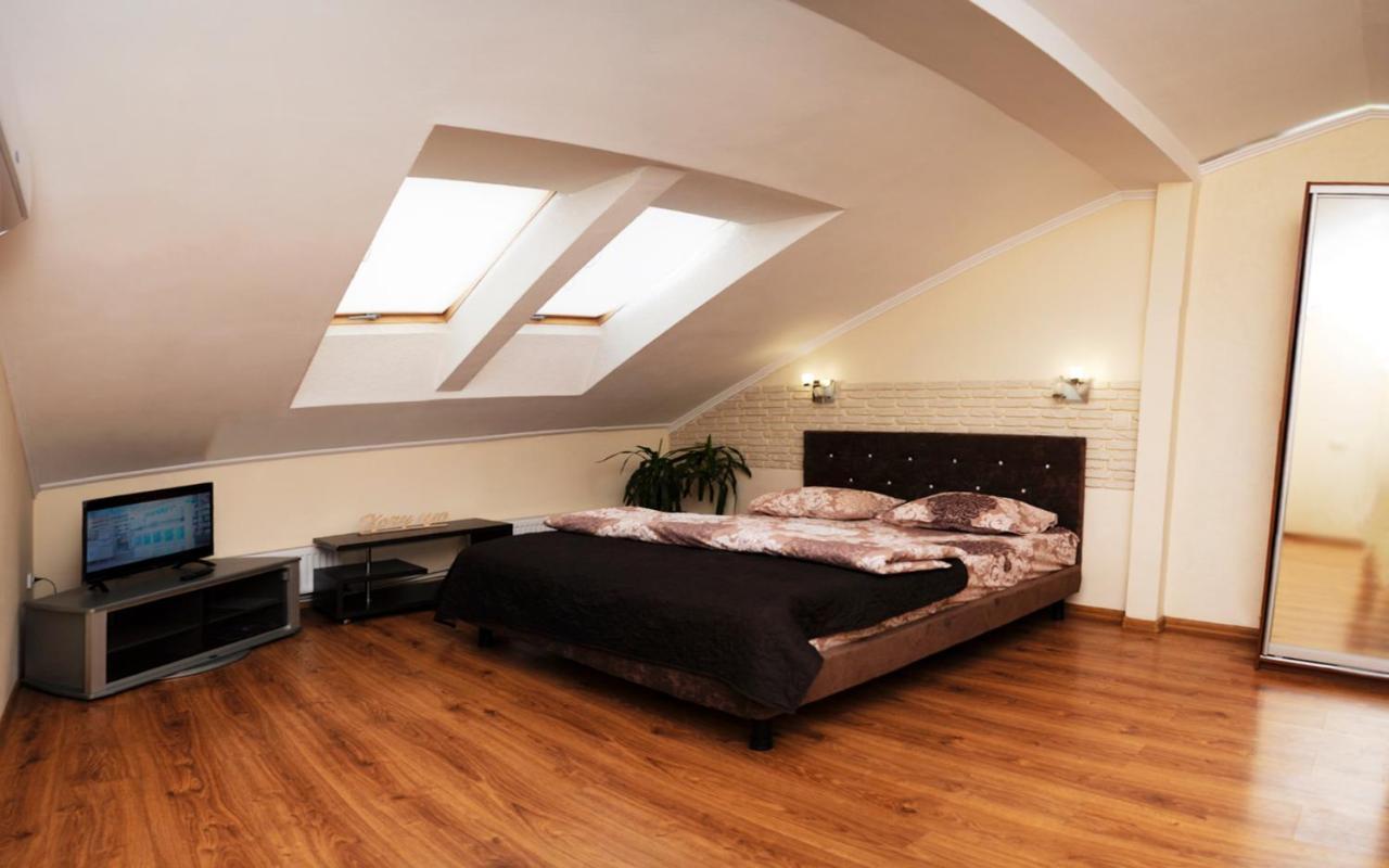Залізнична 49 "Хочу Цю!" Apartment Ivano-Frankivsk Luaran gambar